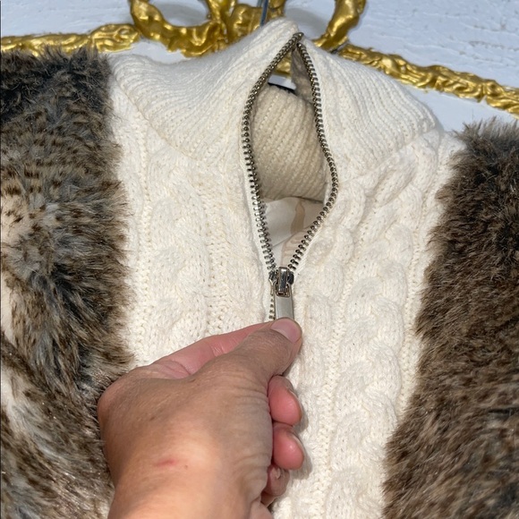 Desigual Puffer Coat Faux Fur Hood Cream Beige Size 36 | US 4-6 - Picture 5 of 8